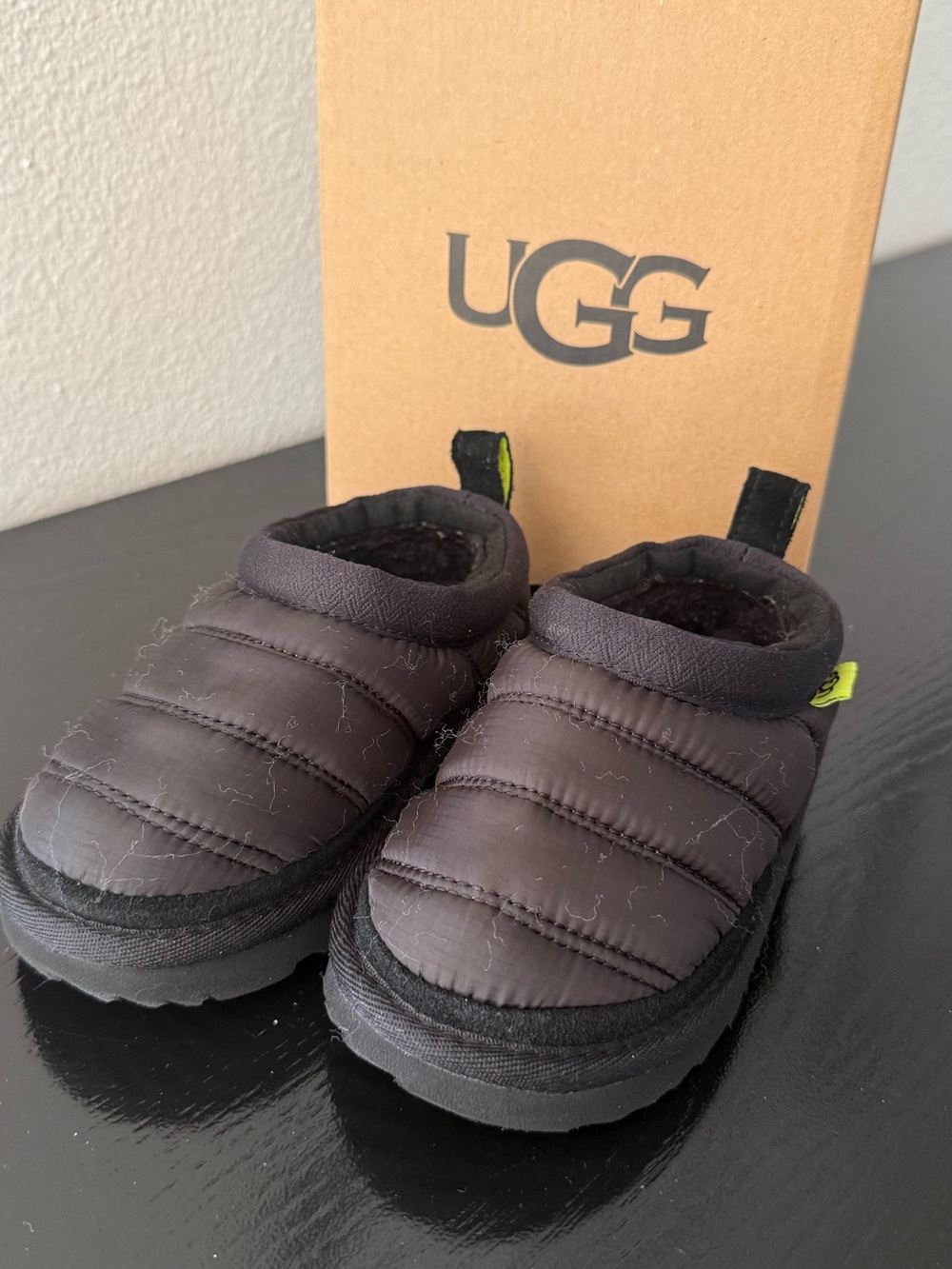 UGG Kids Black Quilted Slip-On Slippers with Lime Tab